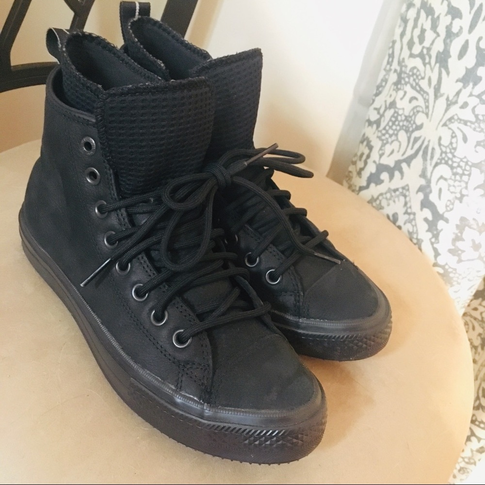 Converse Weatherproof Sneaker size 8.5